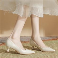 H685-1羊皮内垫低跟尖头单鞋女油皮纹纯色软皮时装女鞋春夏高跟鞋